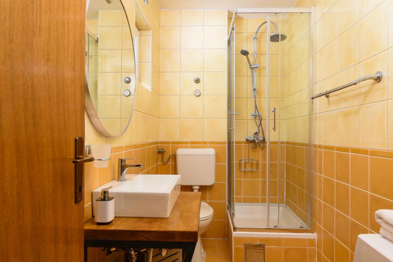 Apartment Planikovica 特罗吉尔 外观 照片