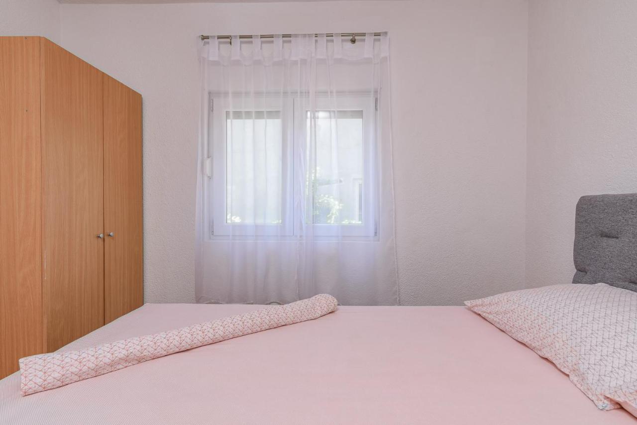 Apartment Planikovica 特罗吉尔 外观 照片