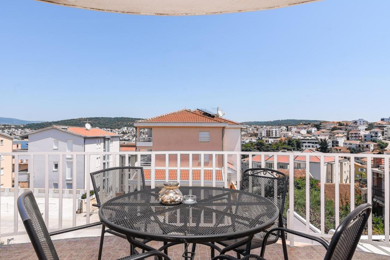 Apartment Planikovica 特罗吉尔 外观 照片